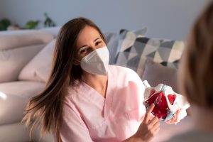 La dottoresa Giulia Paruccini ostetrica lavora a Civita Castellana, Viterbo, Roma ed è esperta in gravidanza, allattamento e riabilitazione del pavimento pelvico.